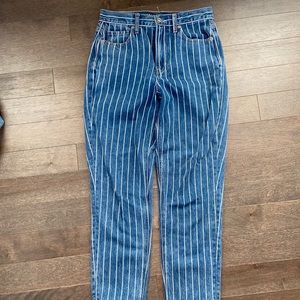 American eagle stripper mom jeans